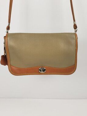 Accurate Handbag 10x6 Tan Brown Shoulder Bag Leather Vintage